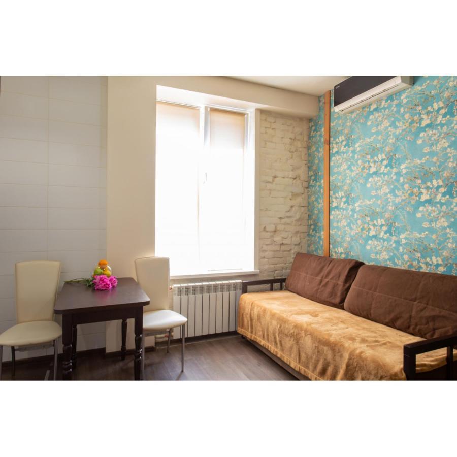 Studio Apartments In The City Center Carcóvia Exterior foto